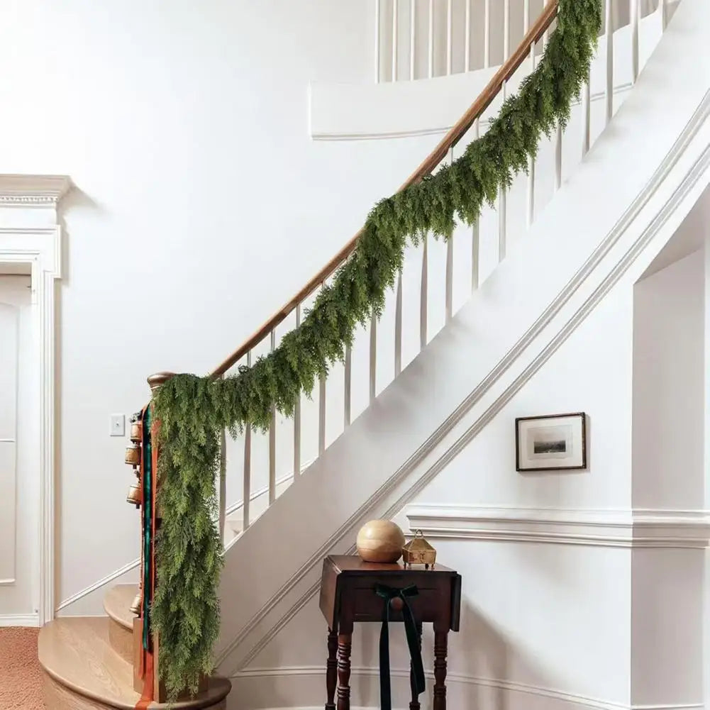 Varalio Holiday Garland™