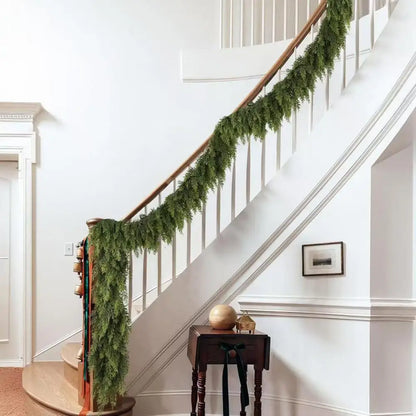 Varalio Holiday Garland™
