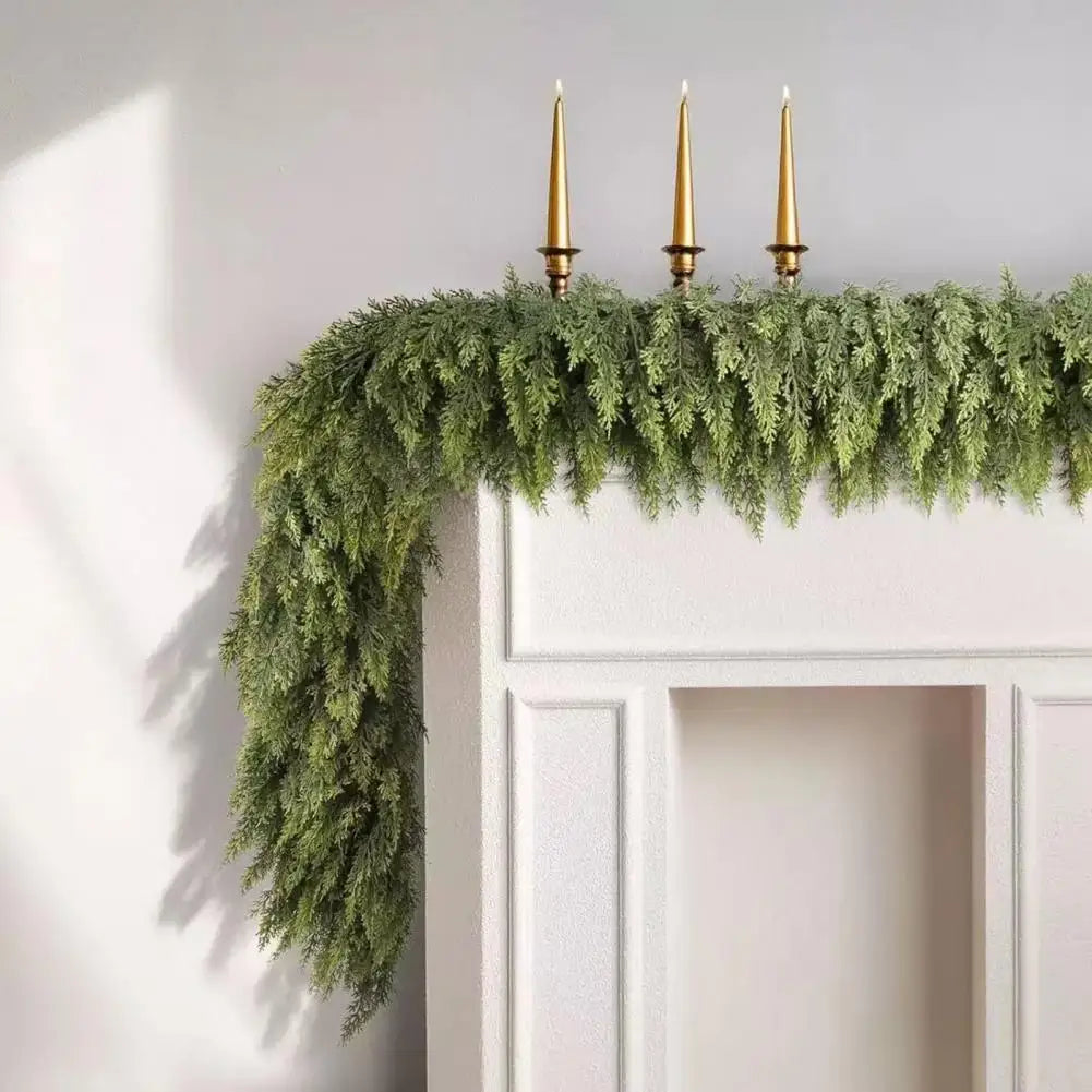 Varalio Holiday Garland™